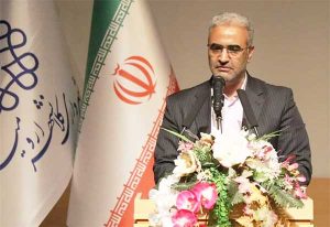 شهردار ارومیه: ورود شهرداری به کشمکش های سیاسی آن را از هدف نهایی خود دور می کند