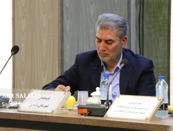 تکریم ارباب رجوع و احترام به مراجعین خط قرمز فرماندار جدید سلماس