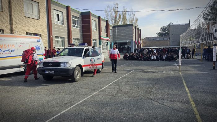 بیست و هفتمین مانور روز زلزله و ایمنی در سلماس برگزار شد