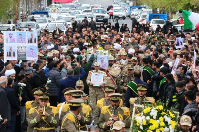سرباز شهید ارتش اسلام ؛ در آغوش ملت شهیدپرور سلماس