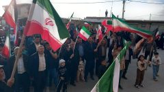 کاروان خودرویی و تجمع مردم روستای قره‌قشلاق سلماس بمناسبت گرامیداشت یاد و خاطره شهدای جنگ تحمیلی سوم