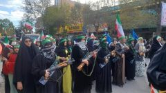 دختران جانفدای ایران در سلماس به خیابان آمدند